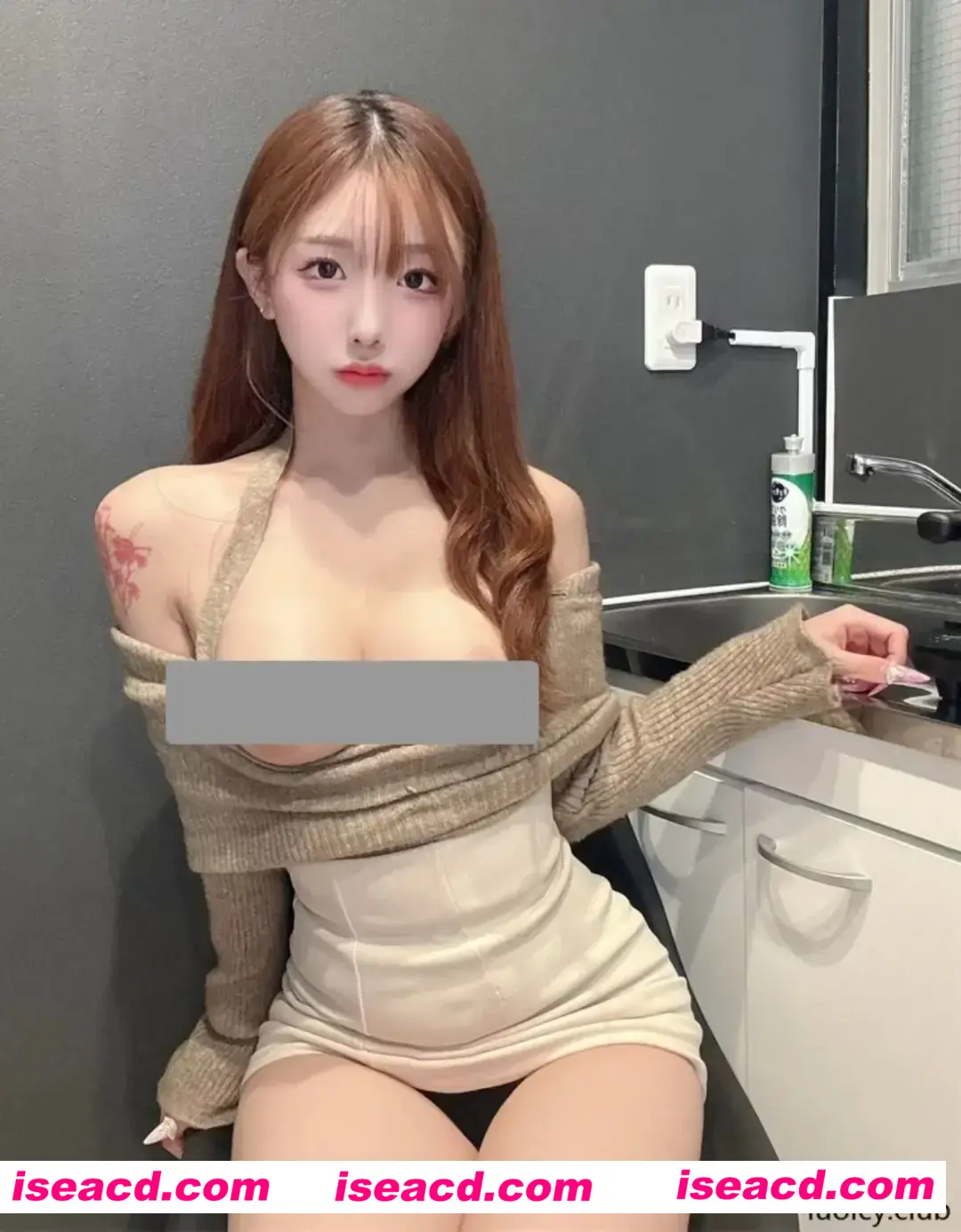 【写真/视频/步兵合集】反差福利姬 Lovechuu – Onlyfens付费资源大合集 [30P 45V]【21G】