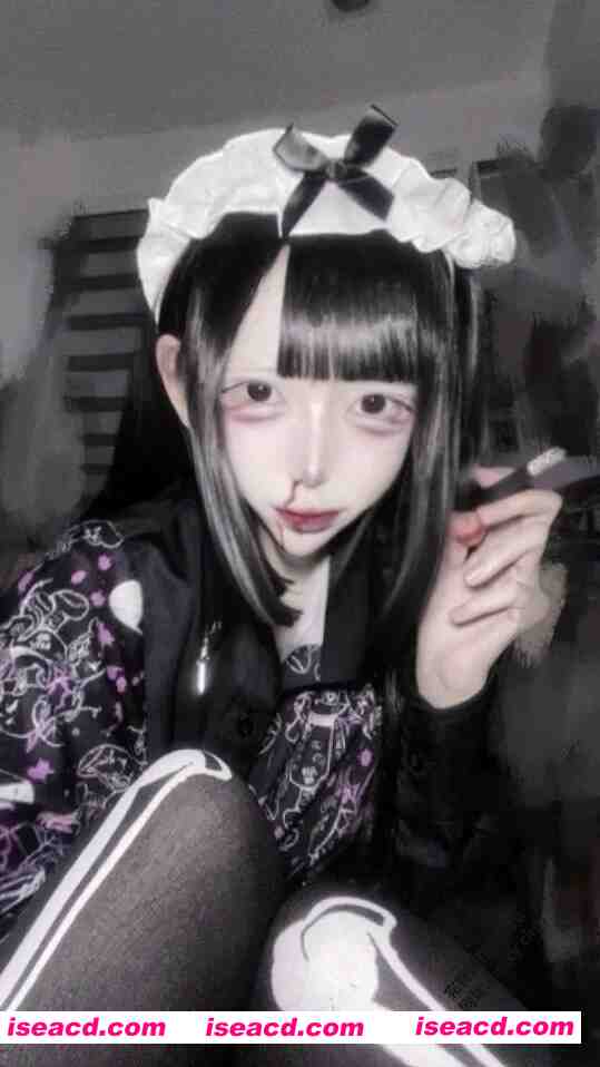 [COS/视频/合集]推特地雷系少萝#凄@huitinq349544 付费订阅病娇脸第五人格cos自慰合集 [15V 119P] [2.2G]